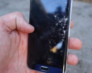 cracked iPhone 4