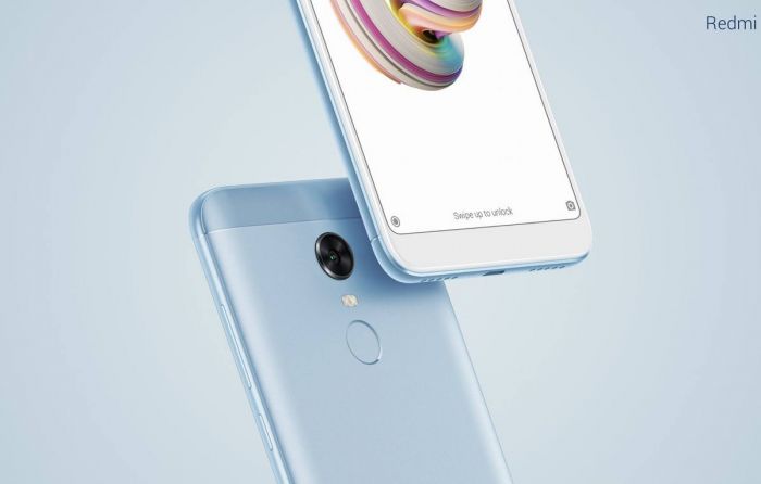 Xiaomi Redmi Note 5 in blue